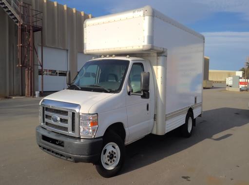 Used 2008 14 ' Box Truck for sale