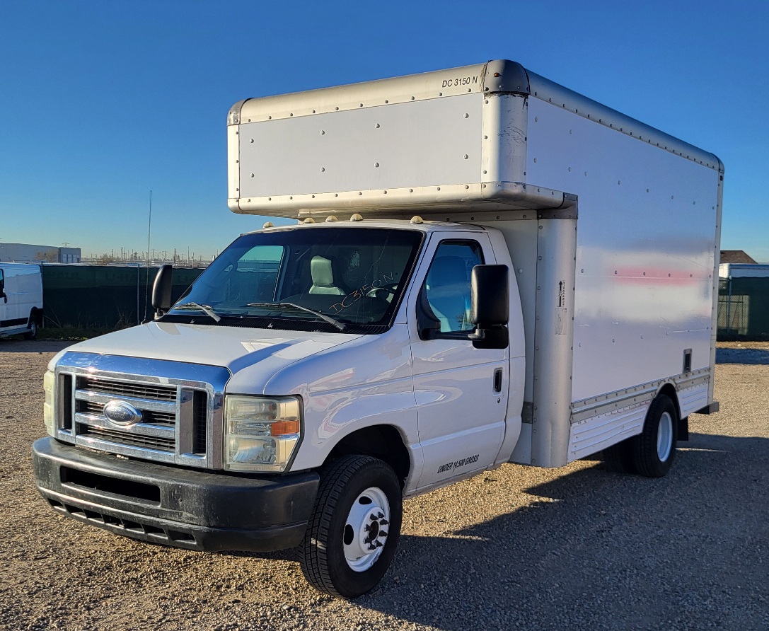 Used 2010 14 ' Box Truck for sale