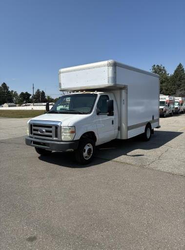 Used 2008 14 ' Box Truck for sale