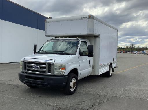 Used 2010 14 ' Box Truck for sale