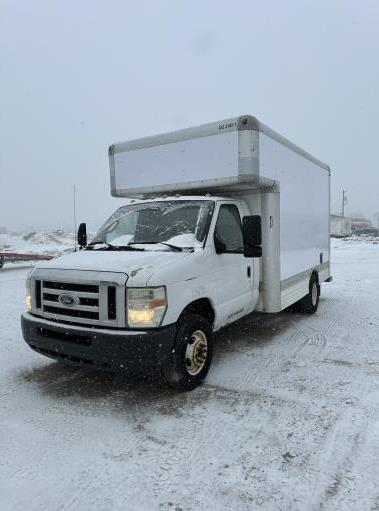 Used 2008 14 ' Box Truck for sale