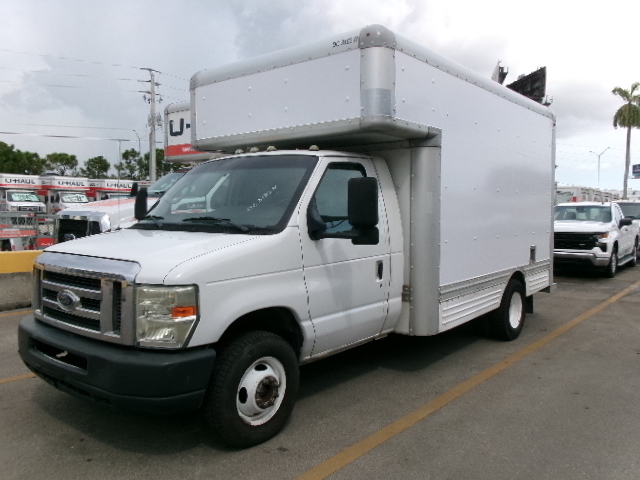 Used 2010 14 ' Box Truck for sale