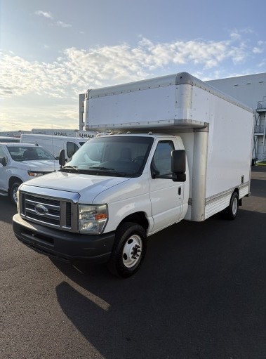 Used 2010 14 ' Box Truck for sale