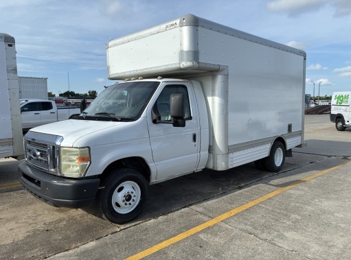 Used 2010 14 ' Box Truck for sale