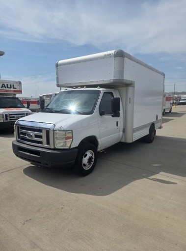 Used 2008 14 ' Box Truck for sale