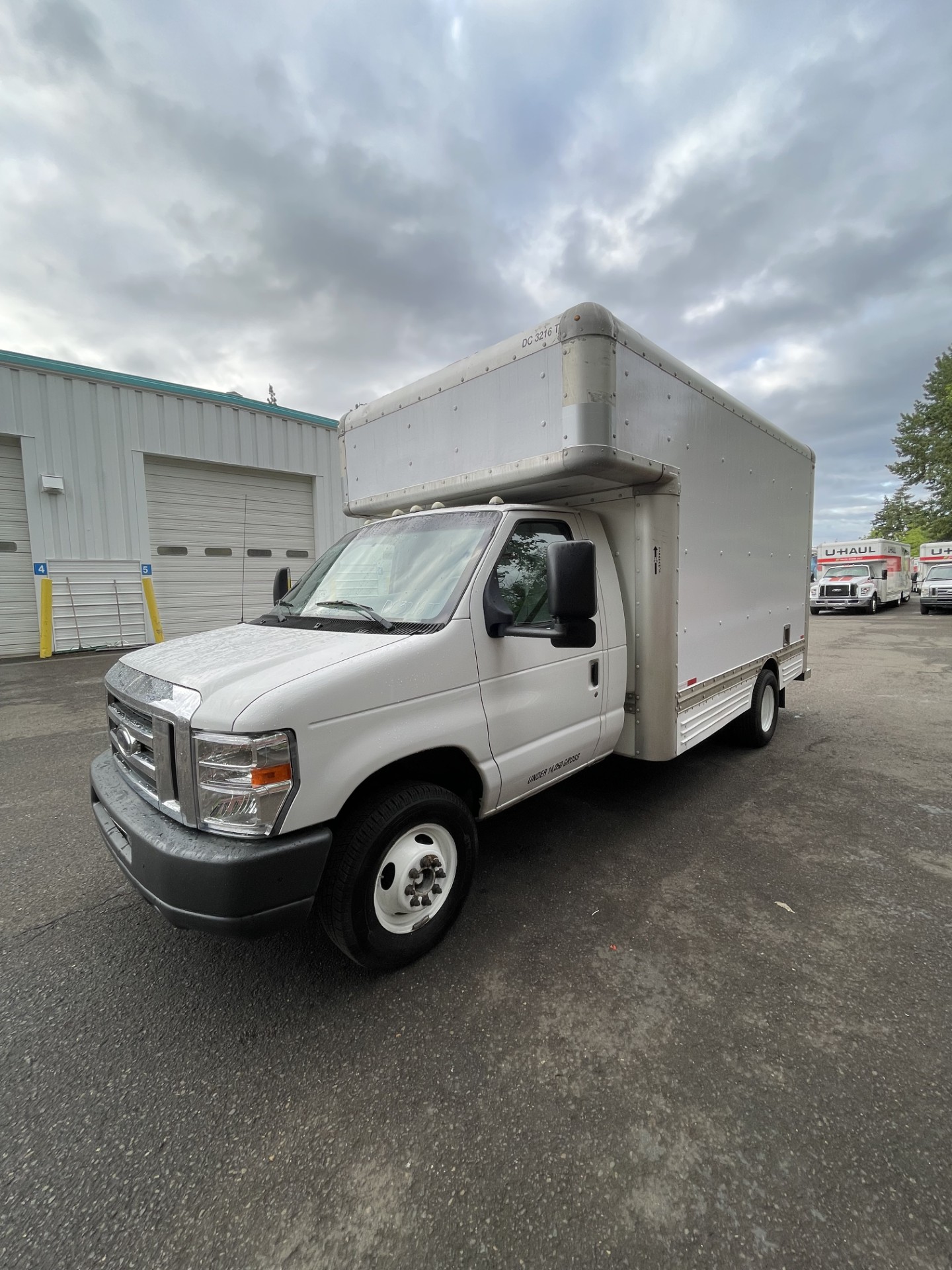 Used 2008 14 ' Box Truck for sale