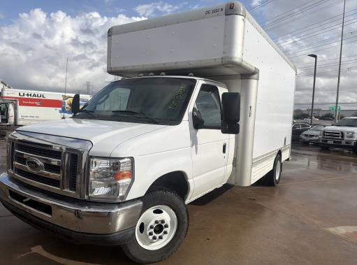 Used 2010 14 ' Box Truck for sale