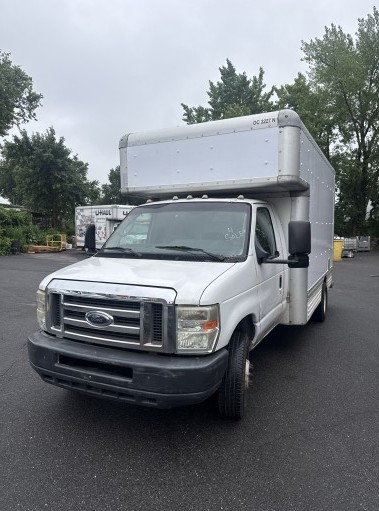 Used 2010 14 ' Box Truck for sale