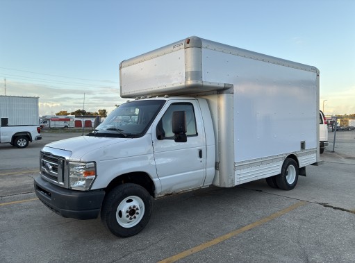 Used 2010 14 ' Box Truck for sale