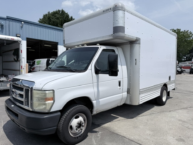 Used 2010 14 ' Box Truck for sale