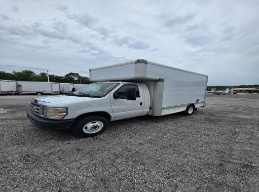 Used 2012 14 ' Box Truck for sale