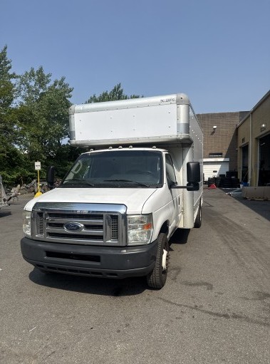 Used 2012 14 ' Box Truck for sale