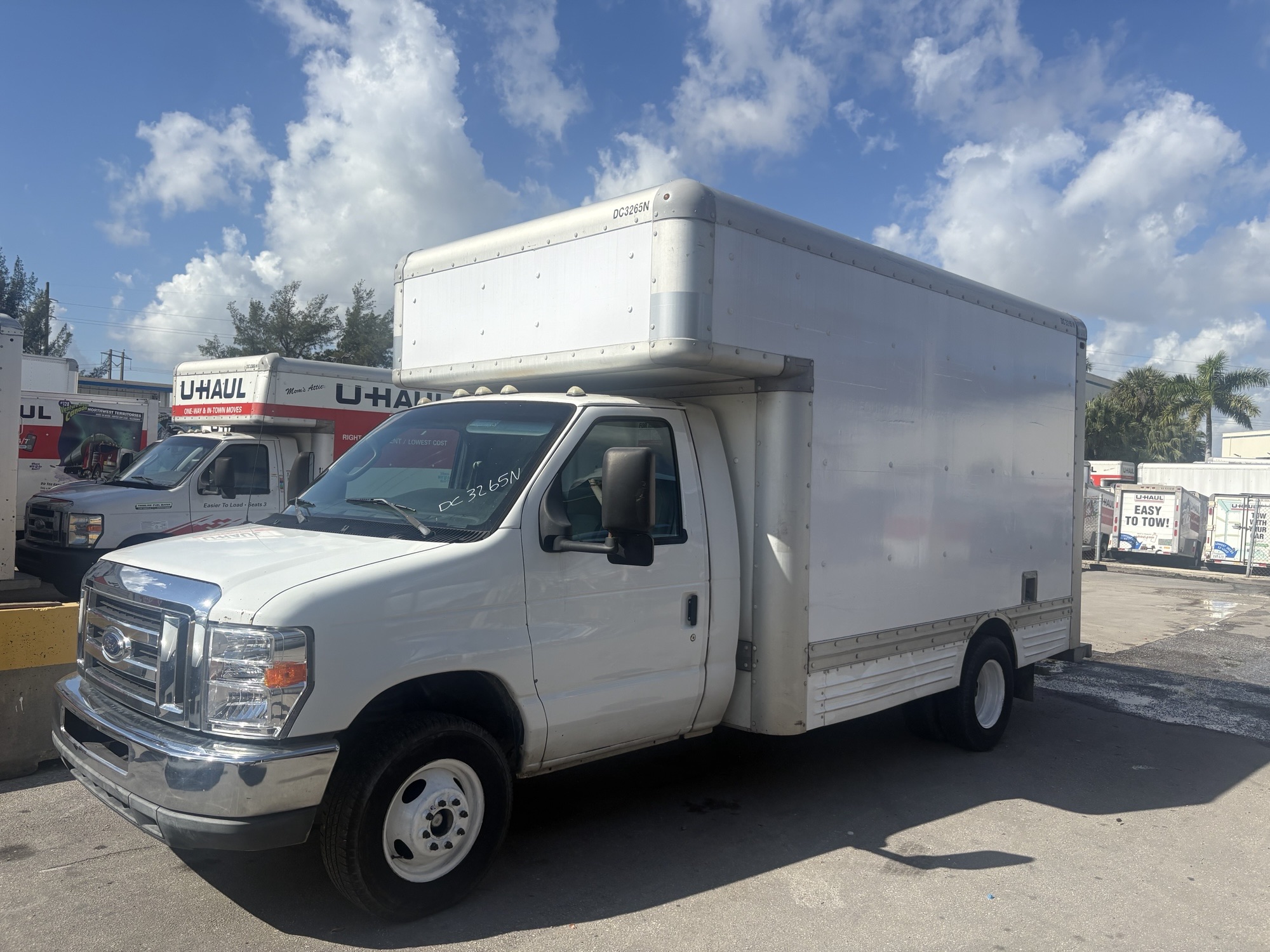 Used 2010 14 ' Box Truck for sale