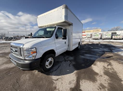 Used 2010 14 ' Box Truck for sale