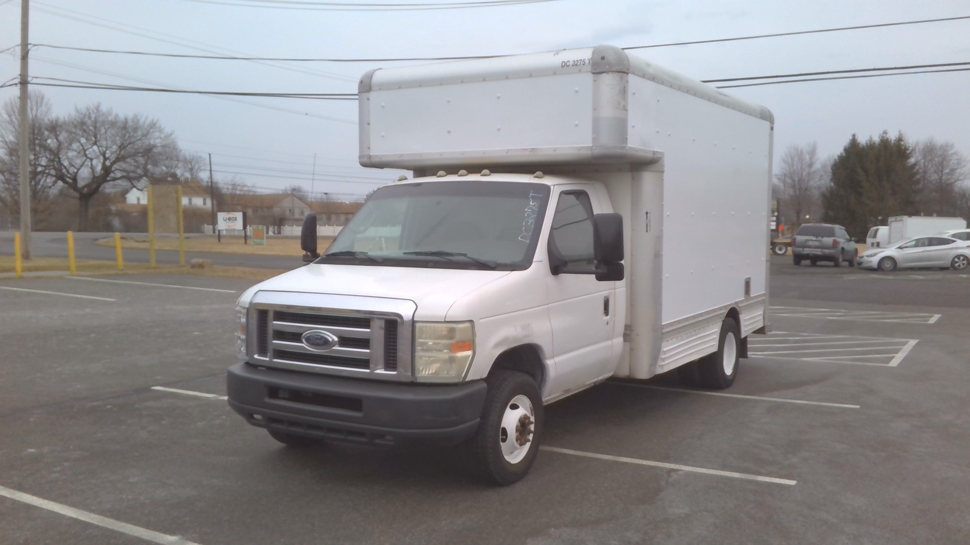 Used 2008 14 ' Box Truck for sale