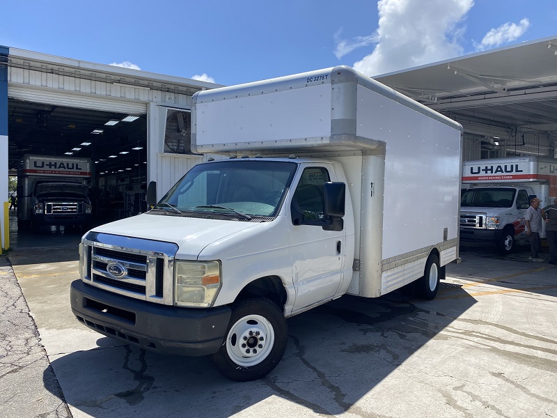 Used 2008 14 ' Box Truck for sale