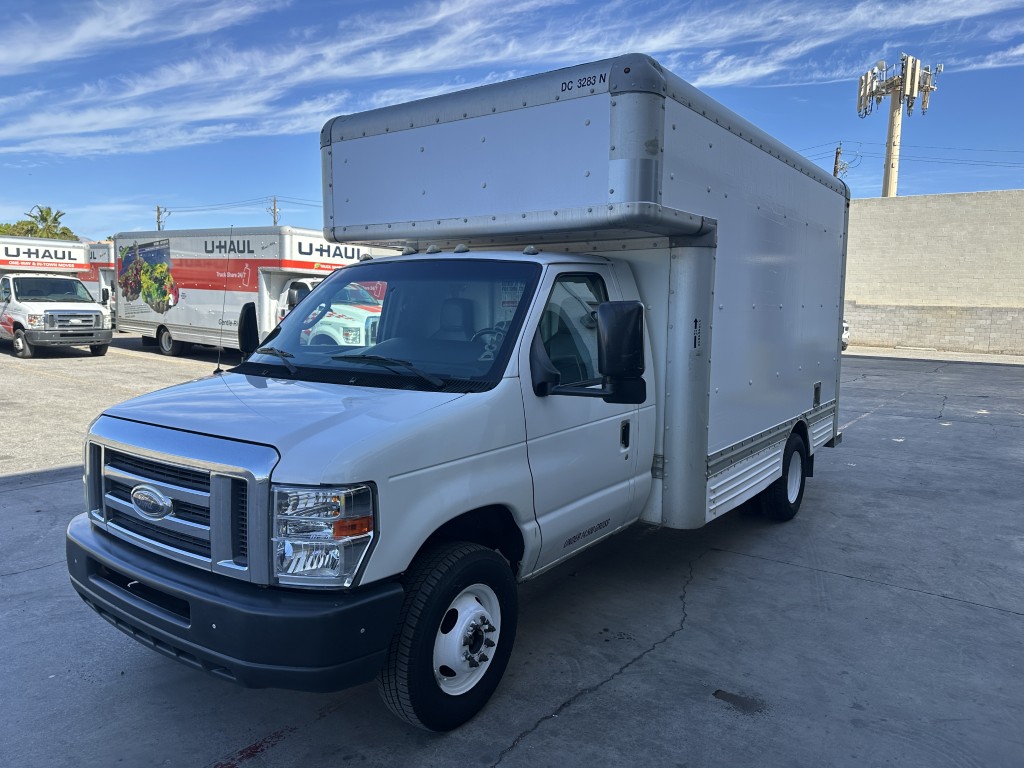 Used 2010 14 ' Box Truck for sale