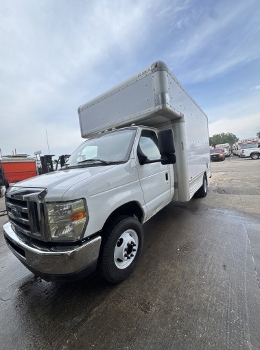 Used 2010 14 ' Box Truck for sale