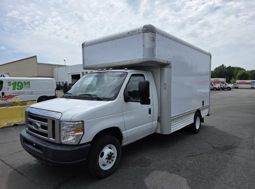 Used 2008 14 ' Box Truck for sale