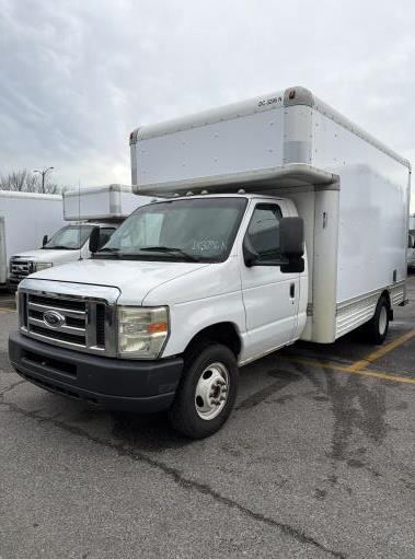 Used 2010 14 ' Box Truck for sale