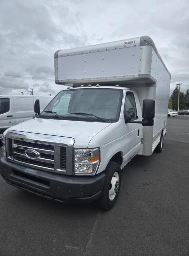 Used 2008 14 ' Box Truck for sale