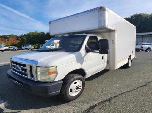 Used 2008 14 ' Box Truck for sale
