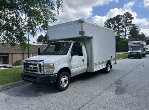 Used 2010 14 ' Box Truck for sale