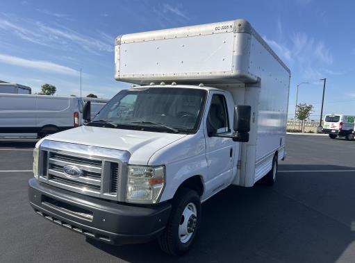 Used 2010 14 ' Box Truck for sale
