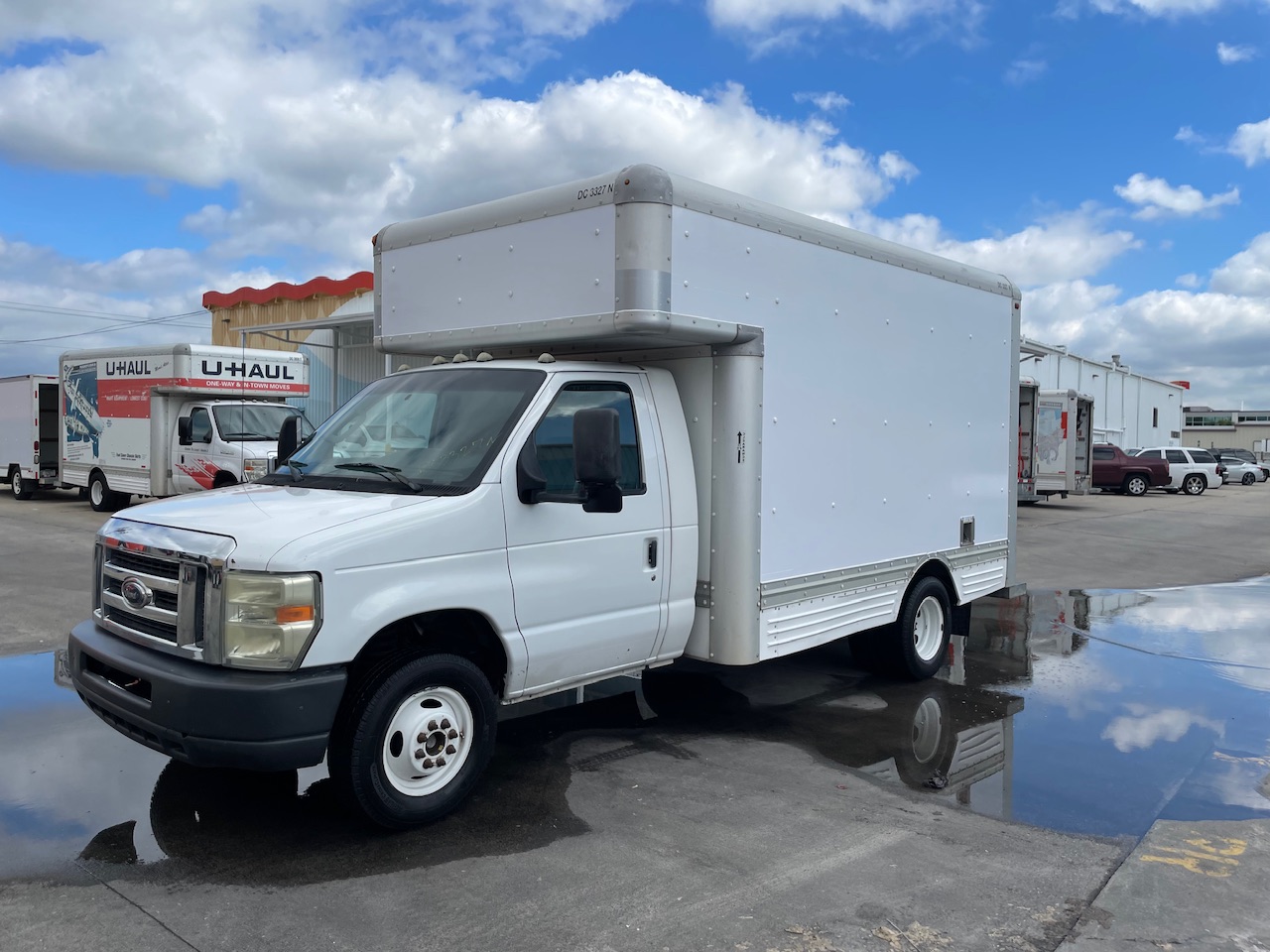 Used 2010 14 ' Box Truck for sale