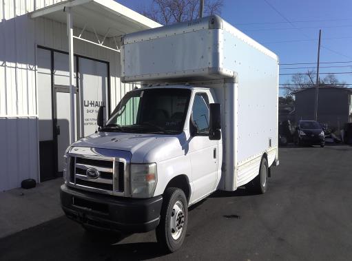 Used 2008 14 ' Box Truck for sale