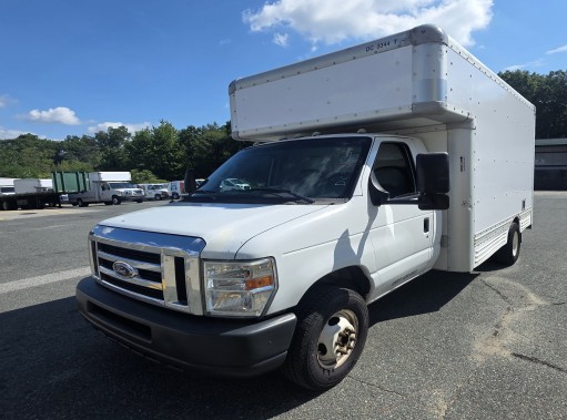 Used 2008 14 ' Box Truck for sale
