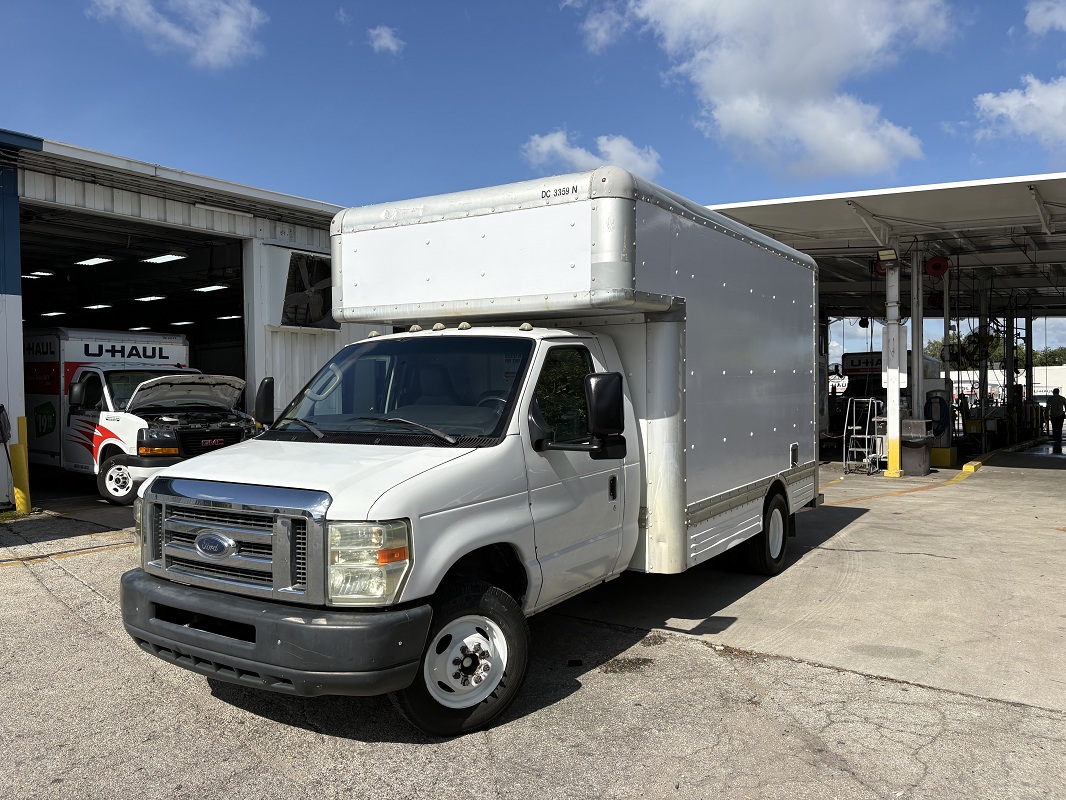 Used 2010 14 ' Box Truck for sale