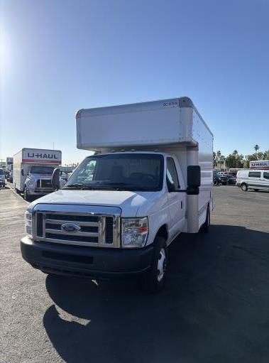 Used 2010 14 ' Box Truck for sale