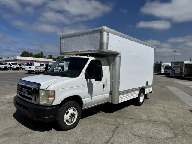 Used 2008 14 ' Box Truck for sale