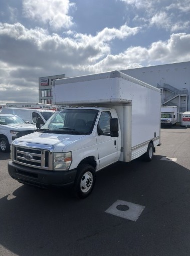 Used 2008 14 ' Box Truck for sale