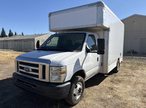 Used 2010 14 ' Box Truck for sale