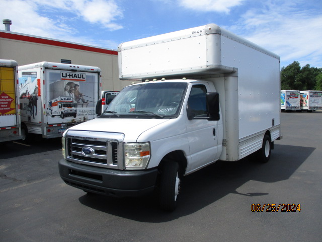 Used 2008 14 ' Box Truck for sale