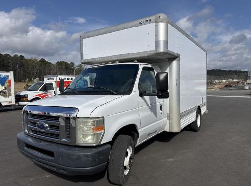 Used 2010 14 ' Box Truck for sale