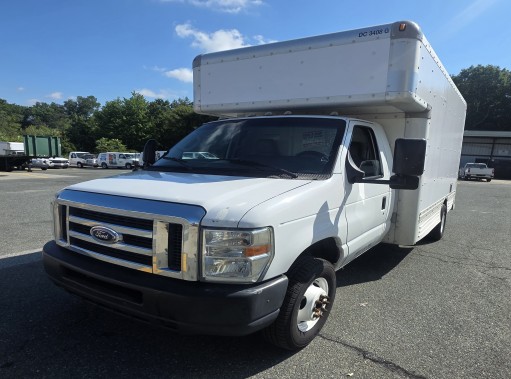 Used 2012 14 ' Box Truck for sale