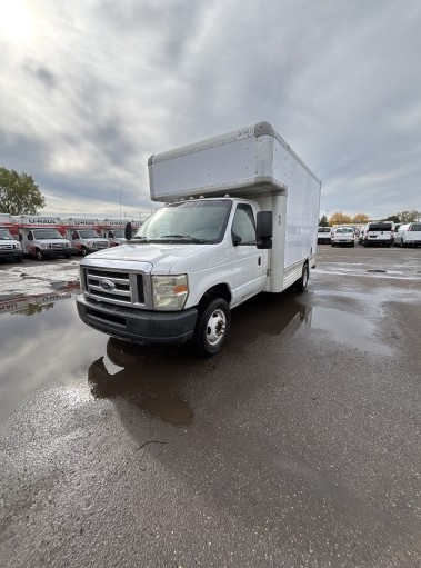 Used 2008 14 ' Box Truck for sale