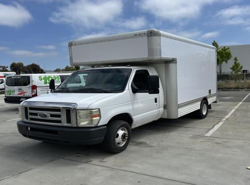 Used 2010 14 ' Box Truck for sale
