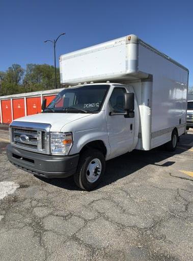Used 2012 14 ' Box Truck for sale