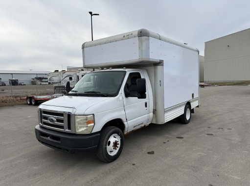 Used 2010 14 ' Box Truck for sale