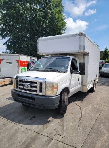 Used 2010 14 ' Box Truck for sale