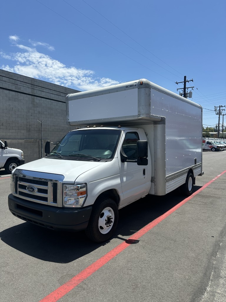 Used 2010 14 ' Box Truck for sale