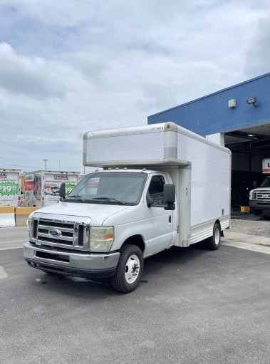Used 2012 14 ' Box Truck for sale