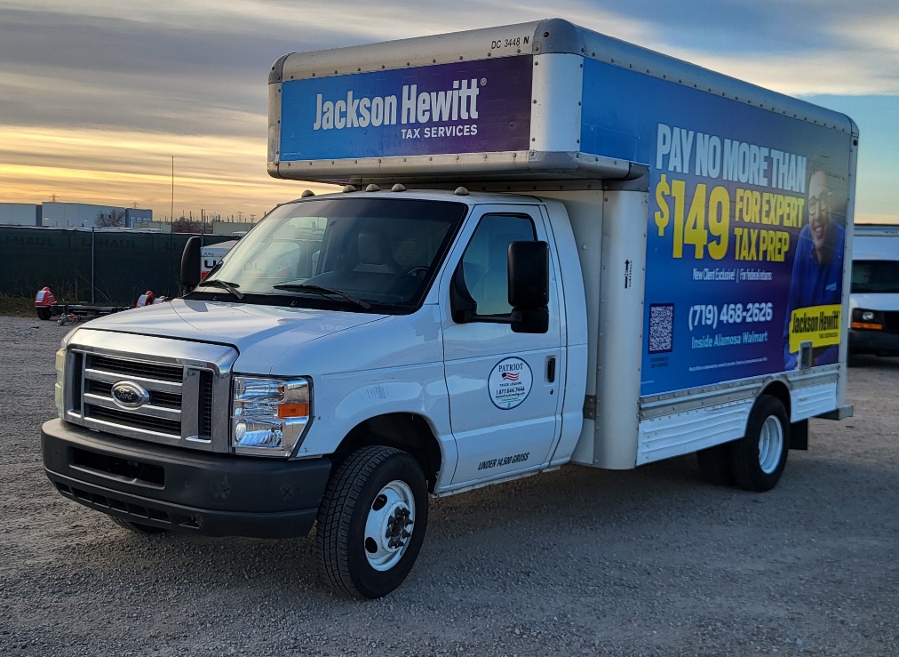 Used 2010 14 ' Box Truck for sale