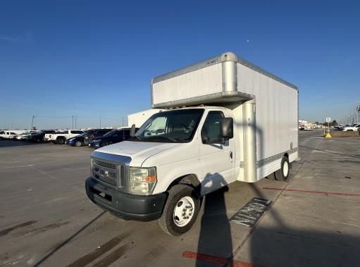 Used 2008 14 ' Box Truck for sale