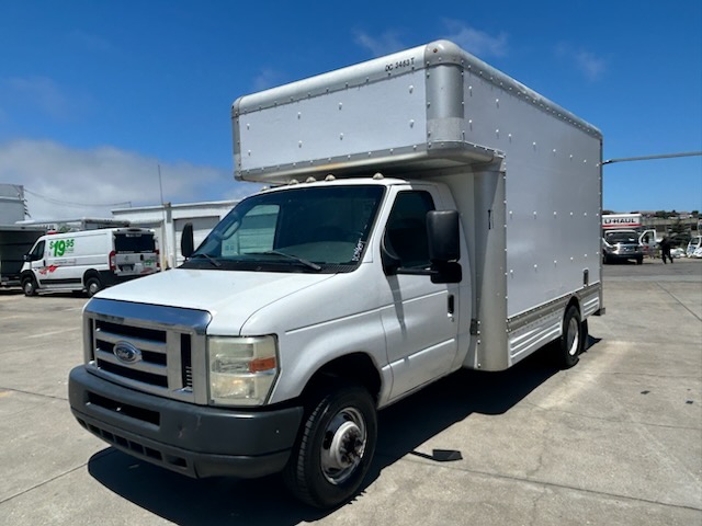 Used 2008 14 ' Box Truck for sale
