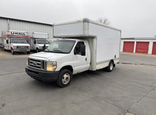 Used 2008 14 ' Box Truck for sale